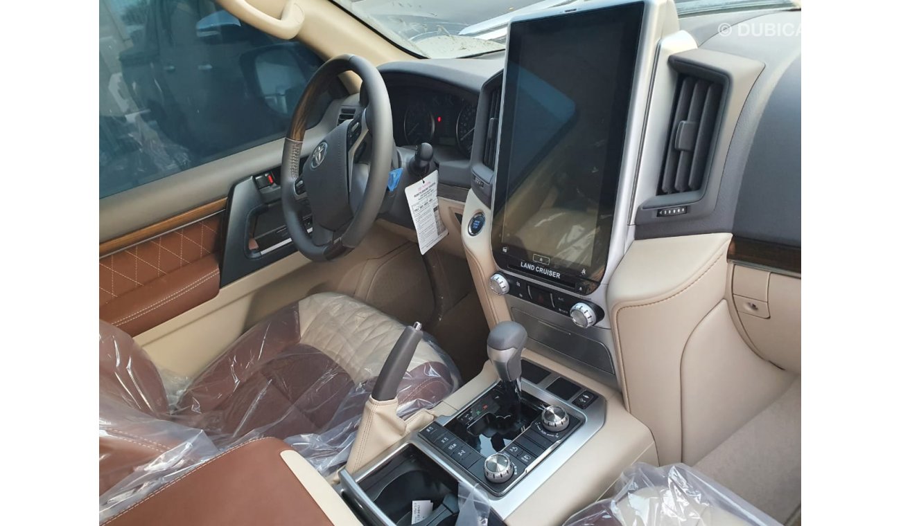 Toyota Land Cruiser 4.6L V8 Petrol, 20" Rims, Front & Rear A/C, Rear DVD's, Leather Seats, Cool Box (CODE # TLCN2021)