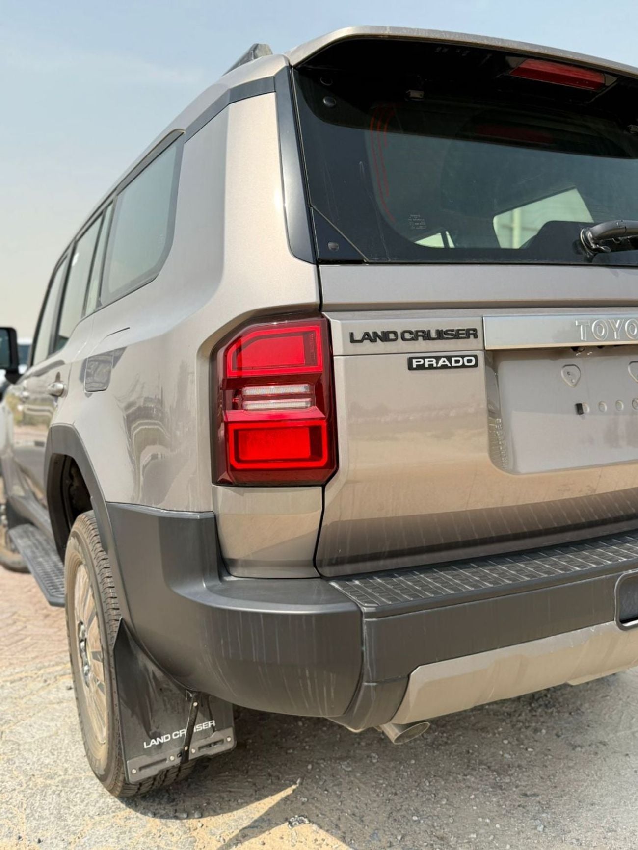Toyota Prado VXR Toyota Prado 2.7L Petro engine LHD 8 seaters ,European specs export to Nigeria
