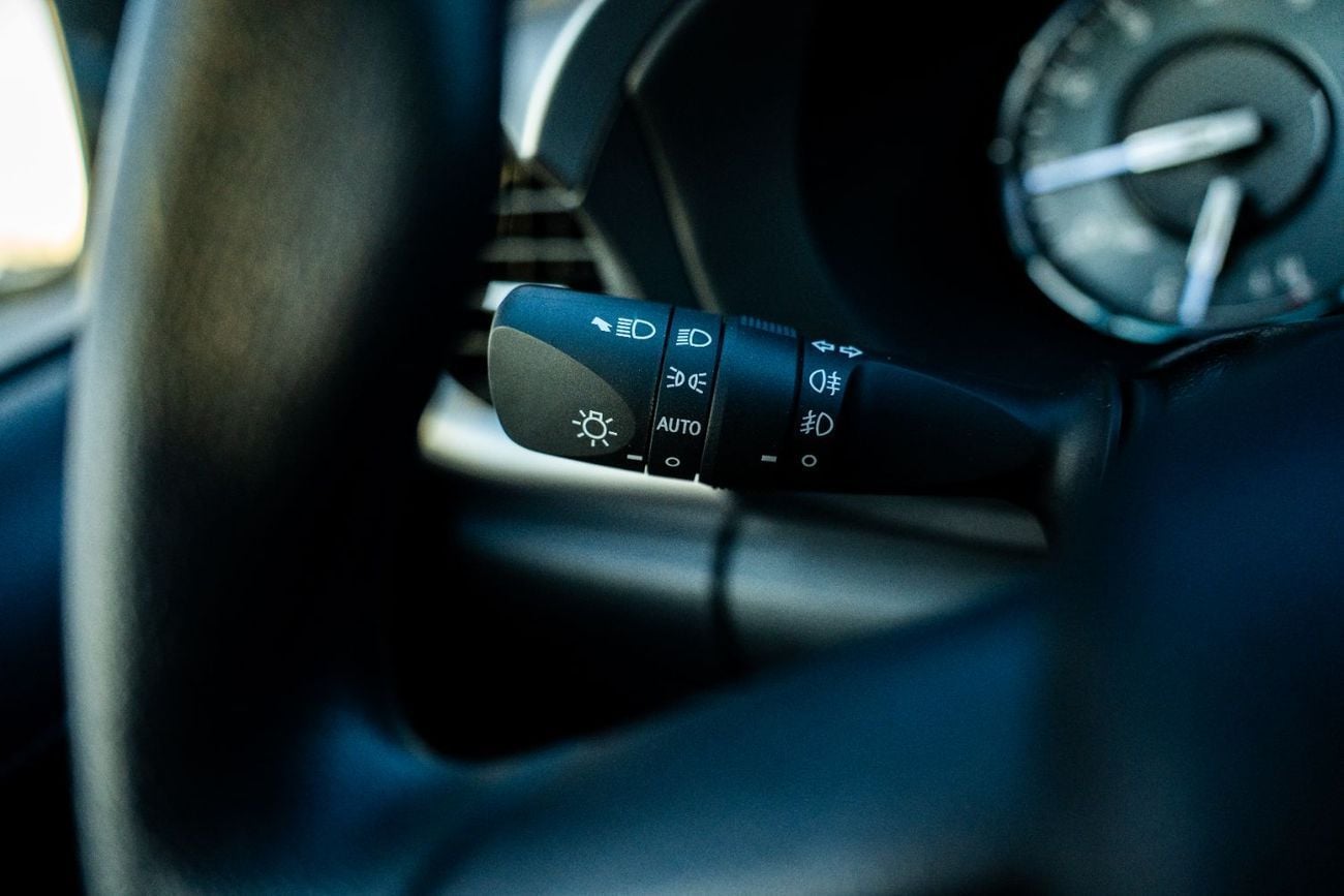 Toyota Hilux 2026 Toyota Hilux D/C  M/T  (2.7L   4WD)