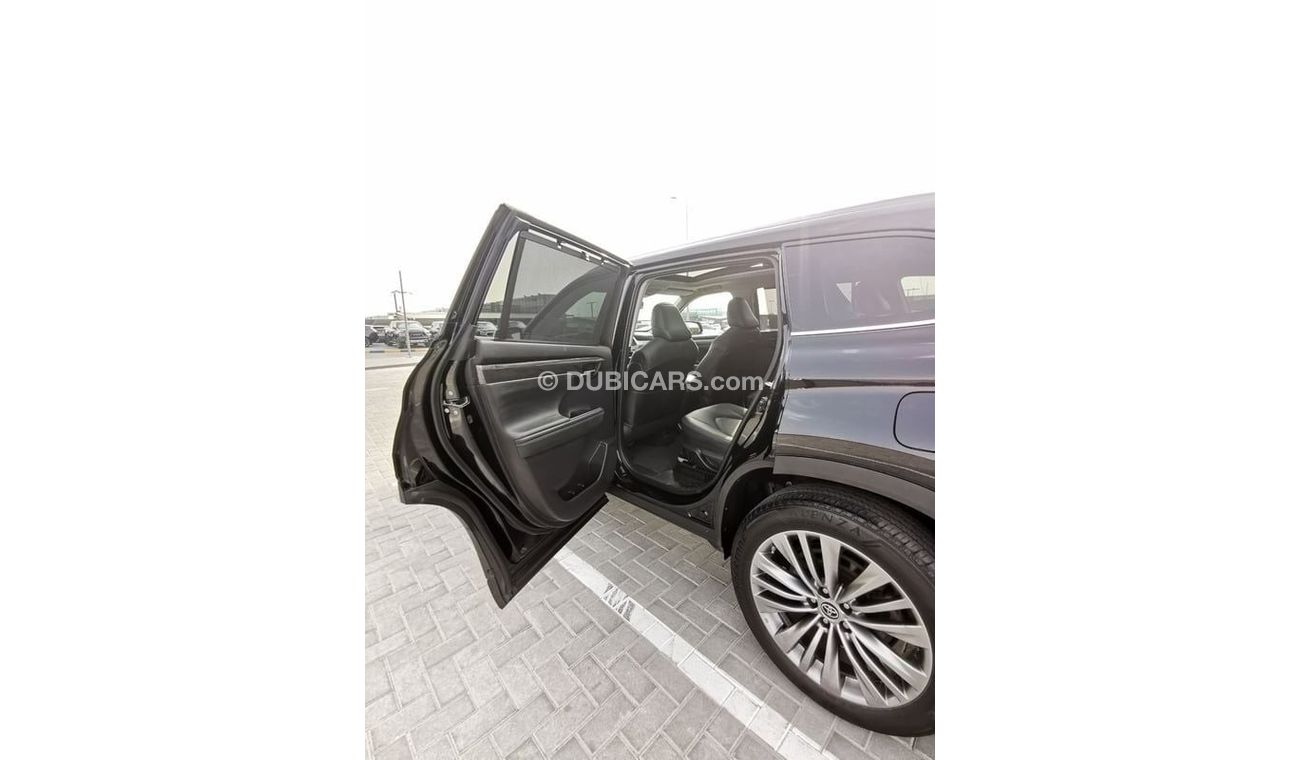 Toyota Highlander TOyota Highlander Platinum ( Hybrid ) - 2021- Black