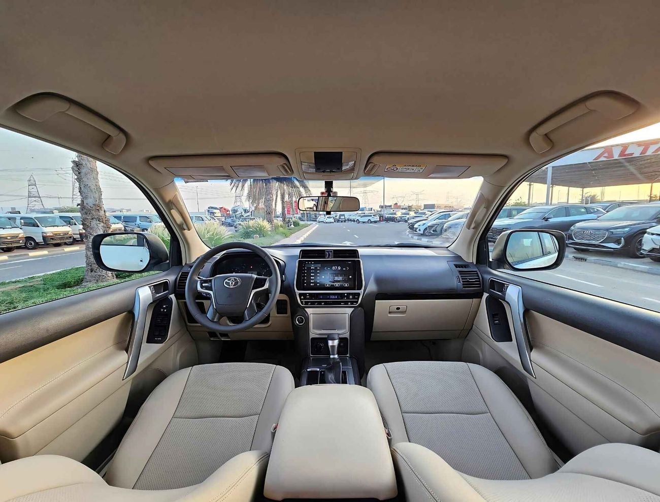 Toyota Prado GXR V6/ LOW MILEAGE/  LEATHER/ DVD CAMERA/  SPARE UP/ 1670 MONTHLY / LOT#85514