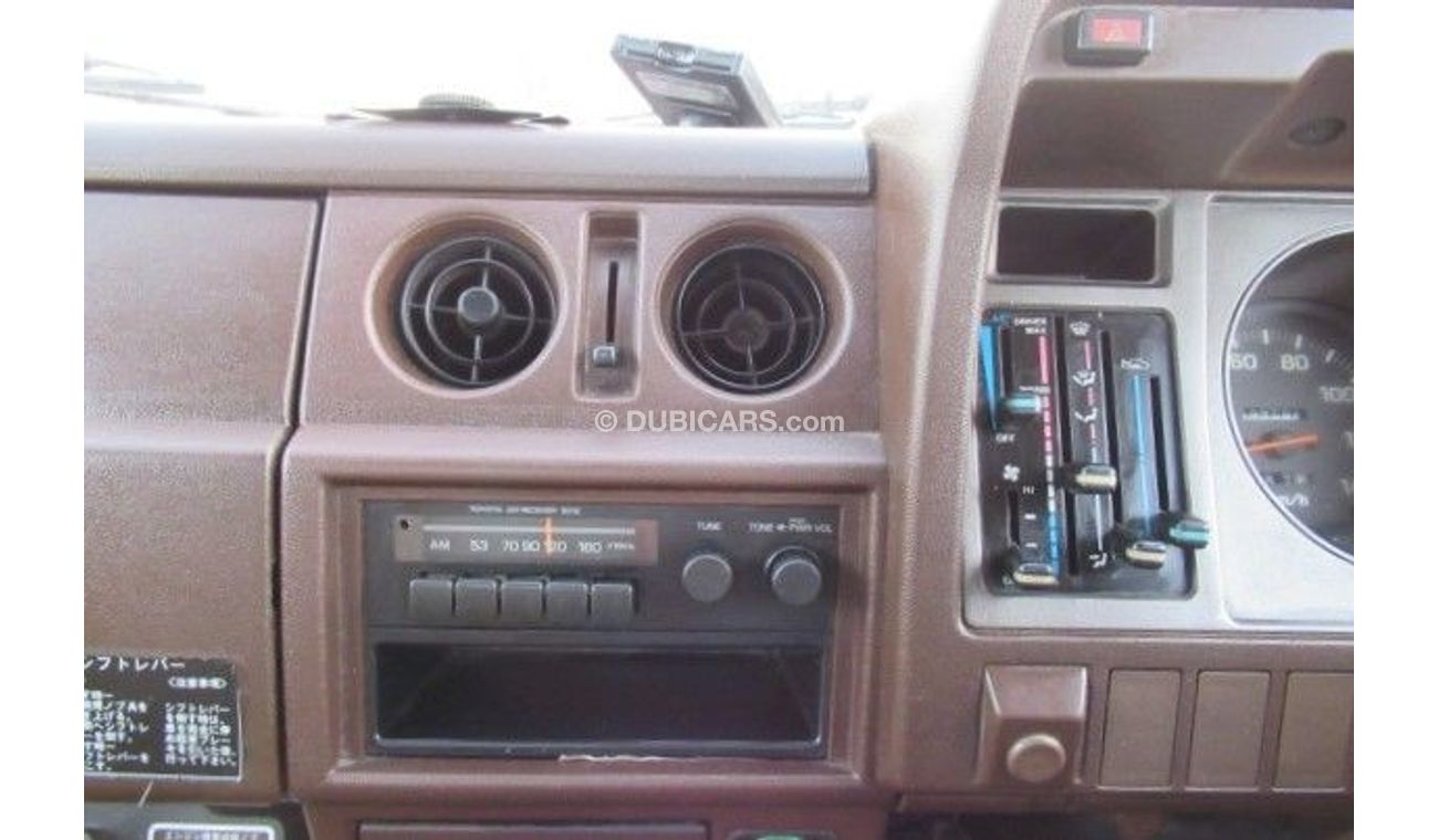 Toyota Dyna TOYOTA DYNA TRUCK RIGHT HAND DRIVE (PM1114)