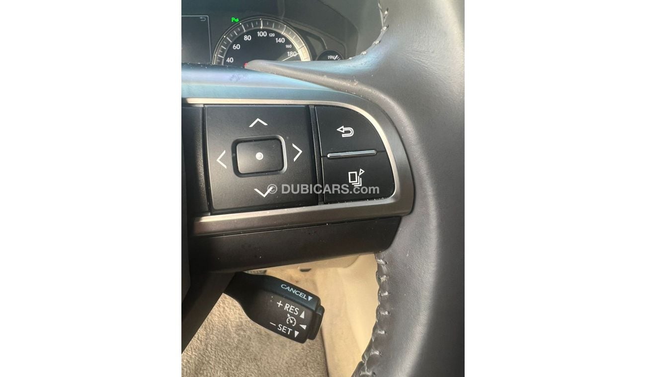 Lexus LX 570 || FSH || Warranty til 2024 || Original Paint || GCC || Pristine Condition