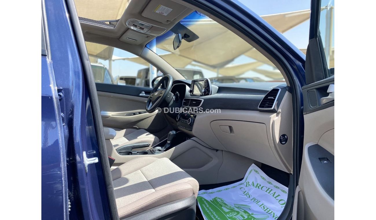 Hyundai Tucson Basic Panorama GCC - ACCIDENTS FREE - ENGINE 1600 CC - EXCELLENT CONDITION INSIDE OUT