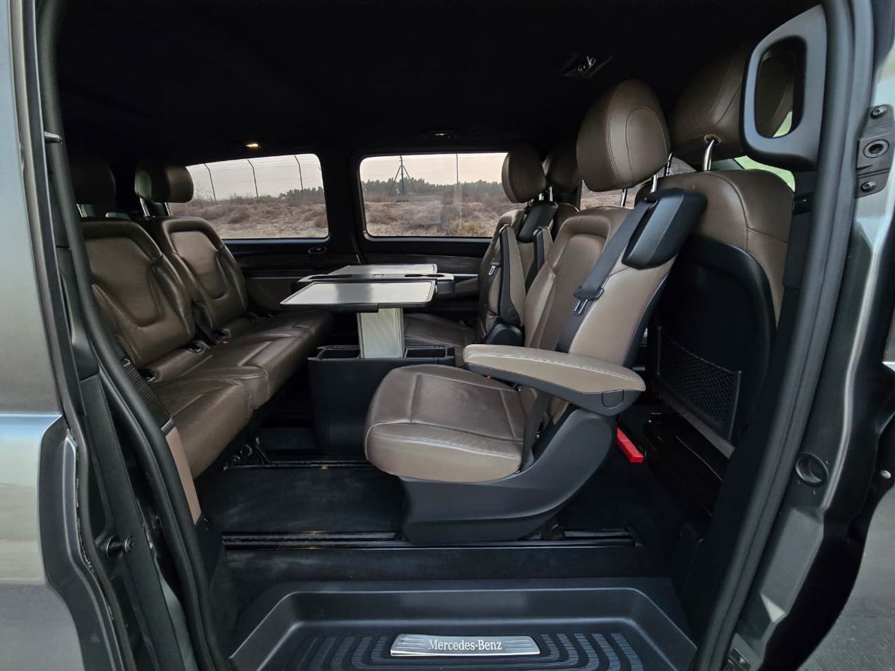 Mercedes-Benz V 250 Std 2.1L MERCEDES V-250 2020 GCC // 2KEYS // FULL OPITION // PERFECT CONDITION