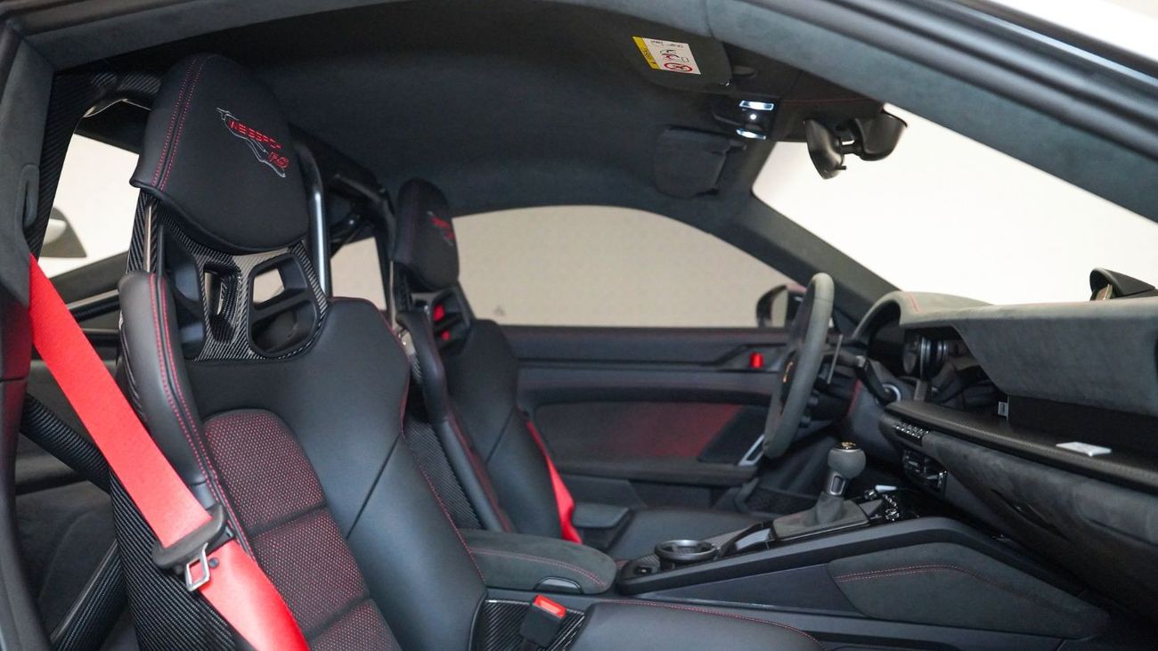 Porsche 911 RS Weissach - Warranty until June 2025 - Approved Prepared Vehicle