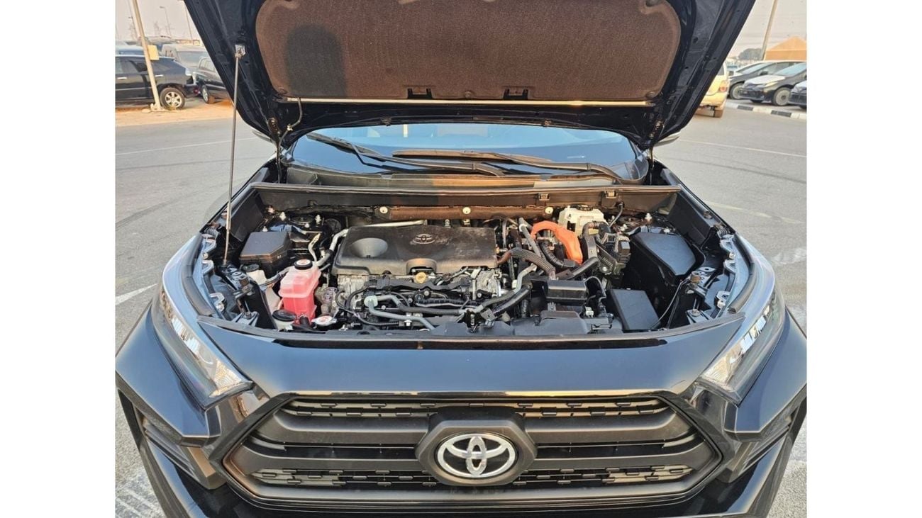 Toyota RAV4 “Offer”2021 Toyota Rav4 XLE AWD Hybrid Full Option 2.5L V4 - AWD 4x4 --UAE PASS