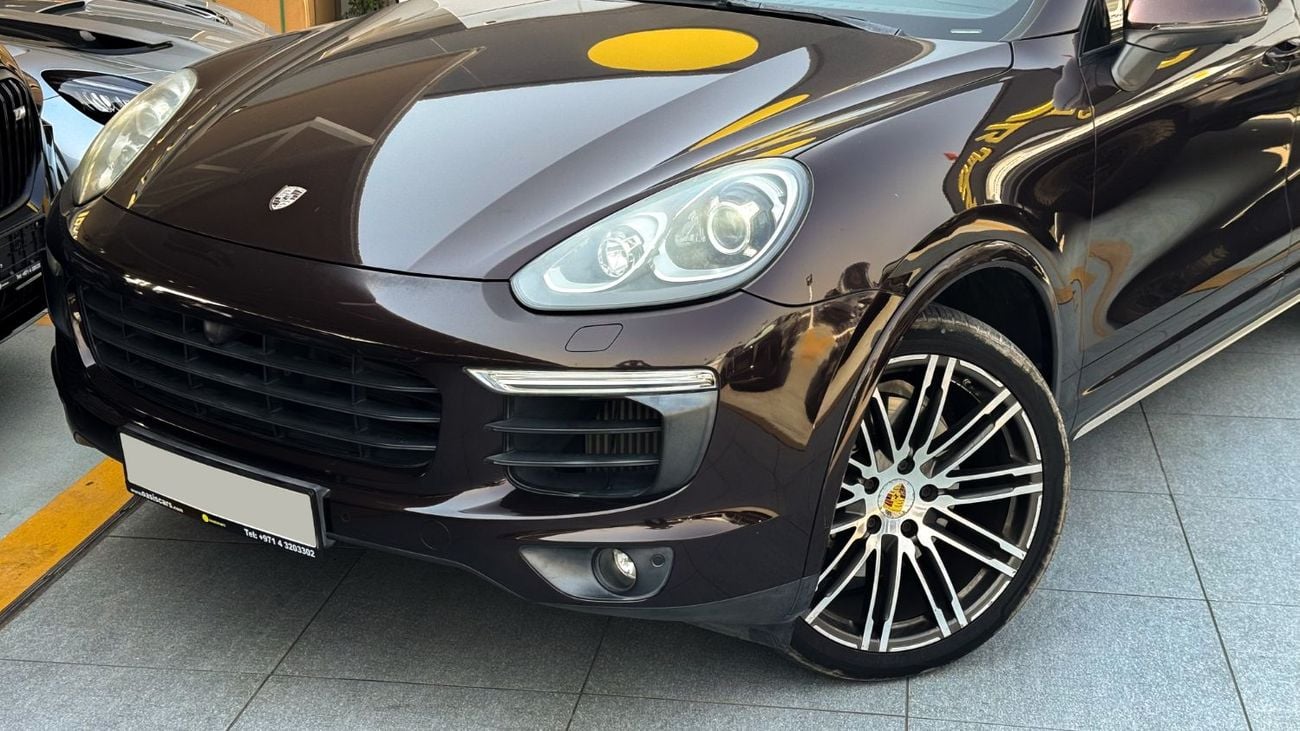 Porsche Cayenne S Platinum Edition 2018 GCC Full Service History