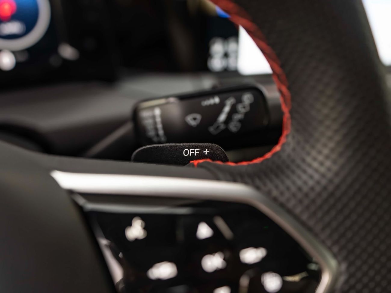 فولكس واجن جولف GTI 