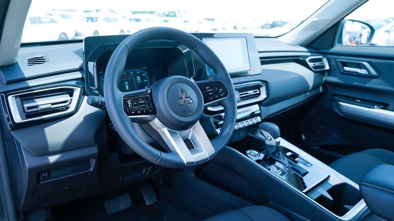 ميتسوبيشي ديستيناتور جديد كليًا 2026 ميتسوبيشي ديستيناتور هاي لاين (N-DEST-HIGH-P-26)  1.5 لتر | 7 مقاعد SUV | مواصفات ال