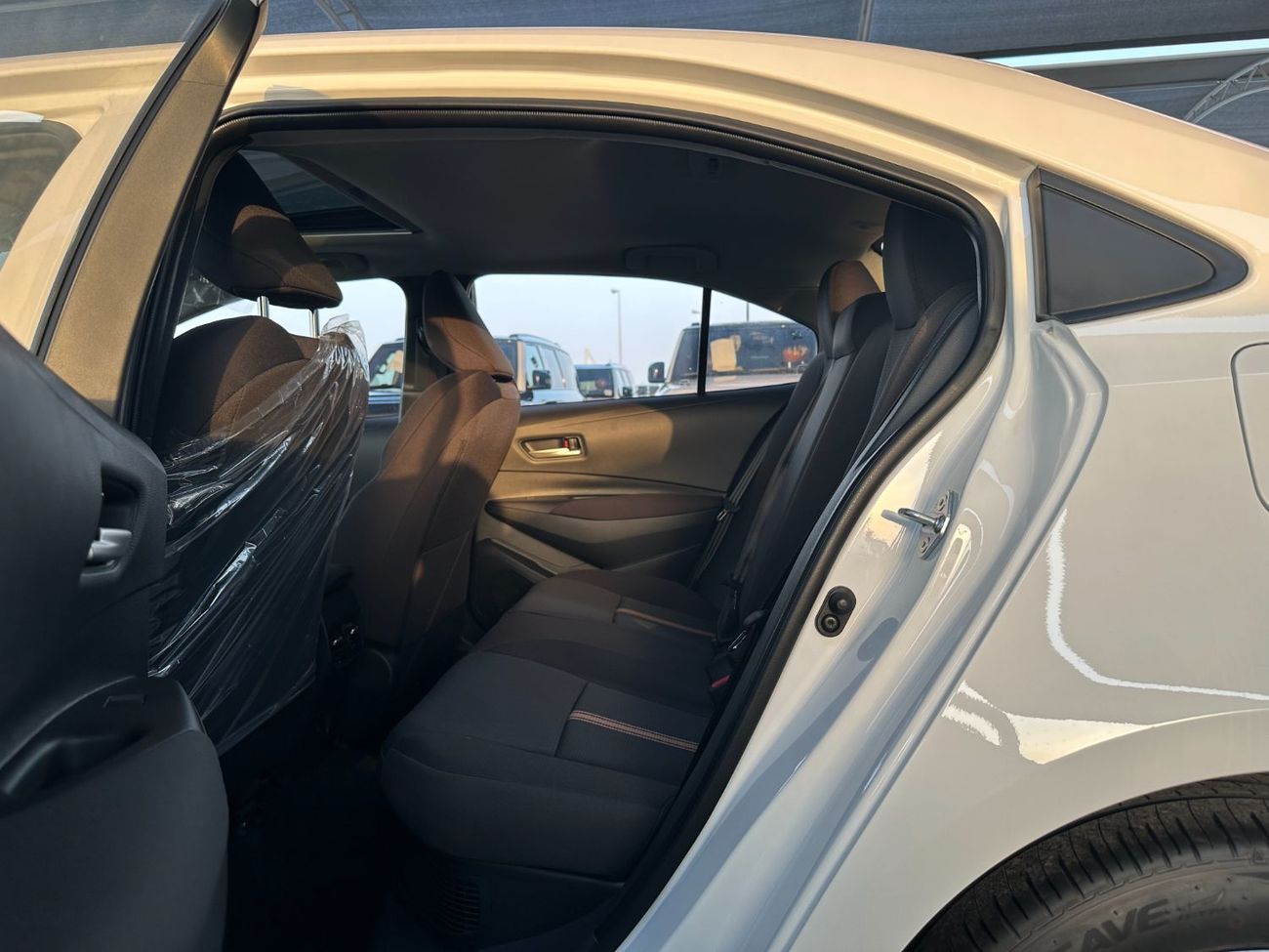 تويوتا ليفين Levin Hybrid 1.8L Luxury Edition