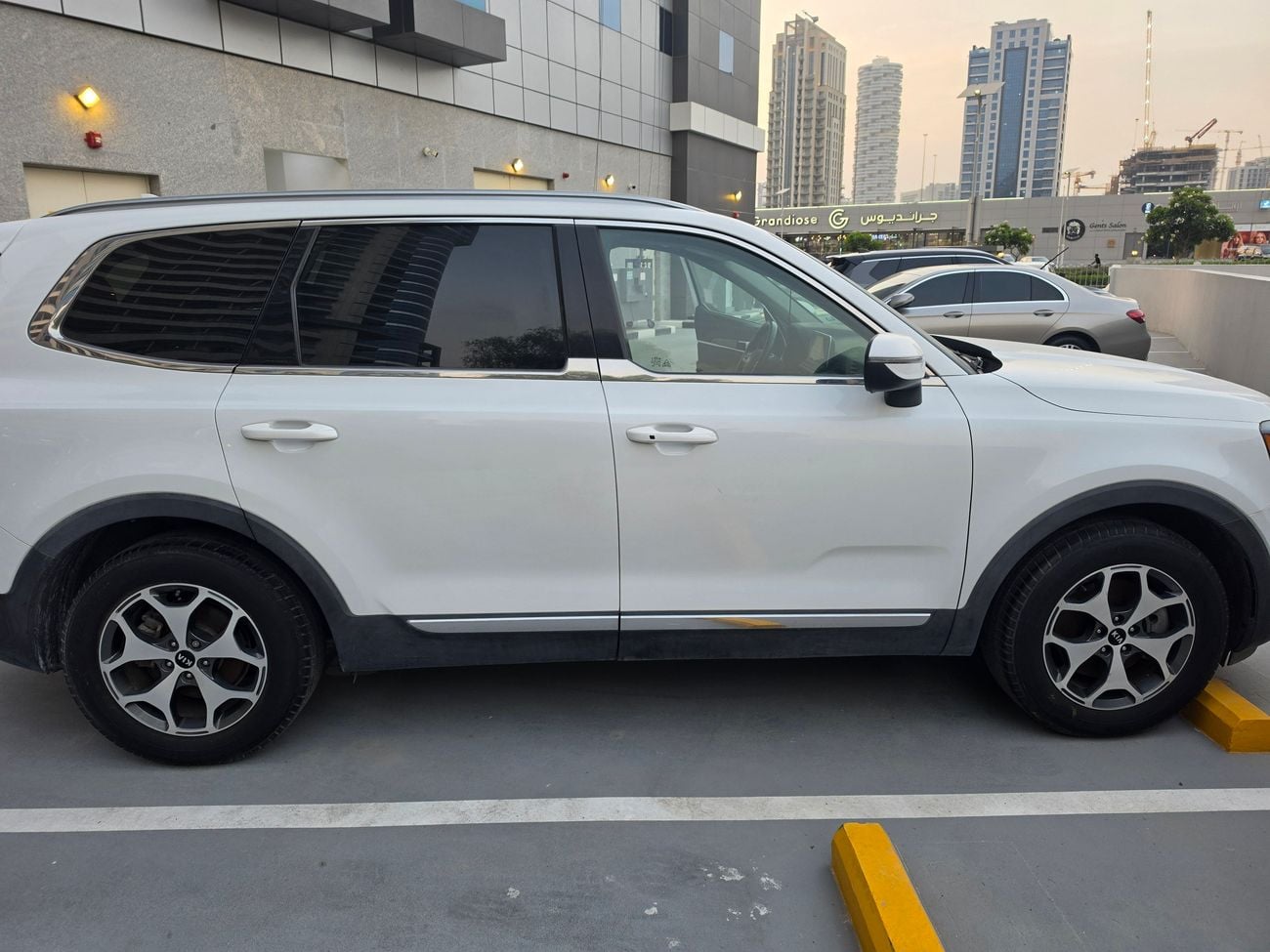 Kia Telluride EX