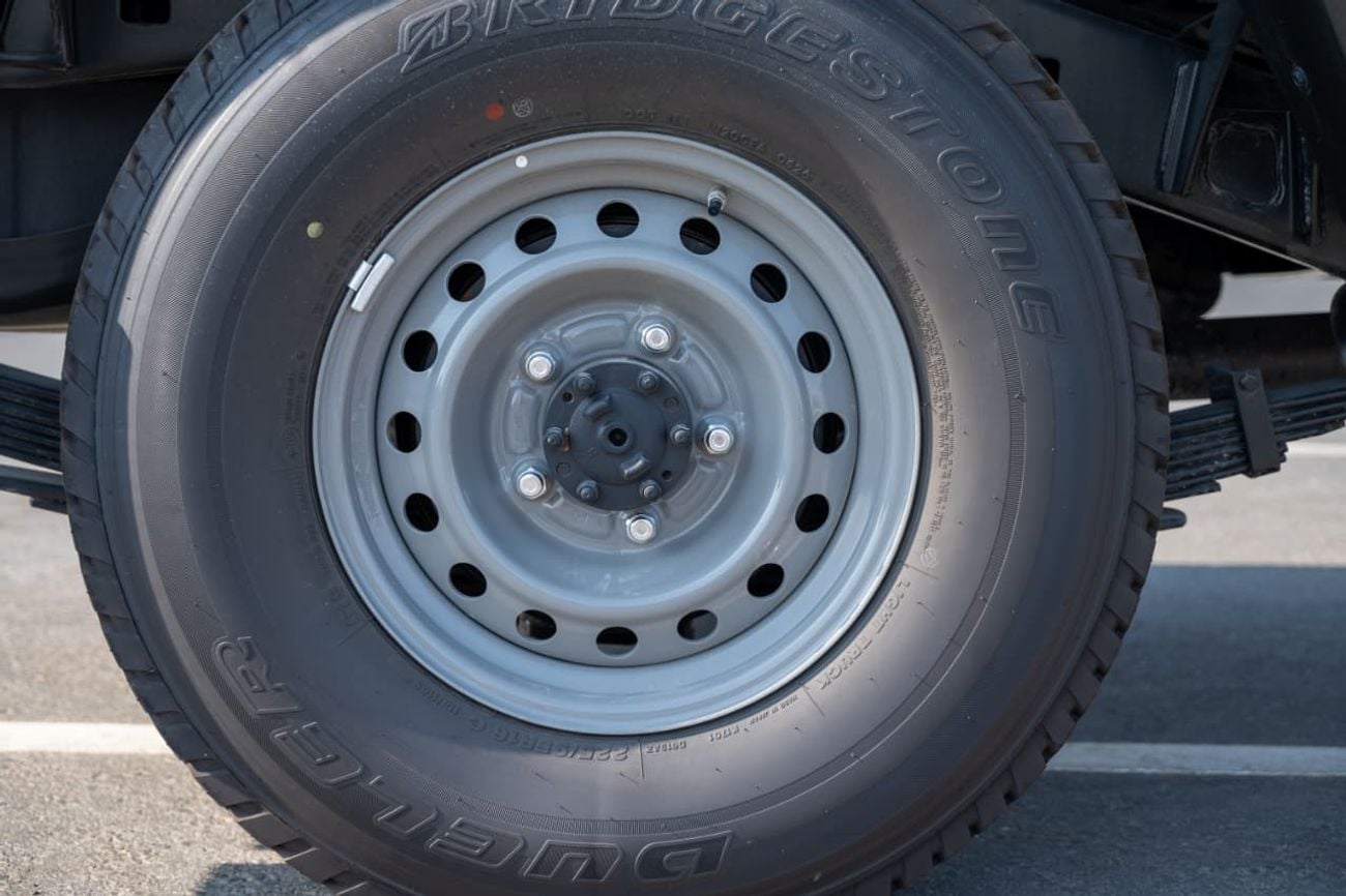 Toyota Land Cruiser Pickup 70 LC79 Double Cab 2.8L Turbo Diesel STD DL-E A/T 2026 MODEL GCC SPECS
