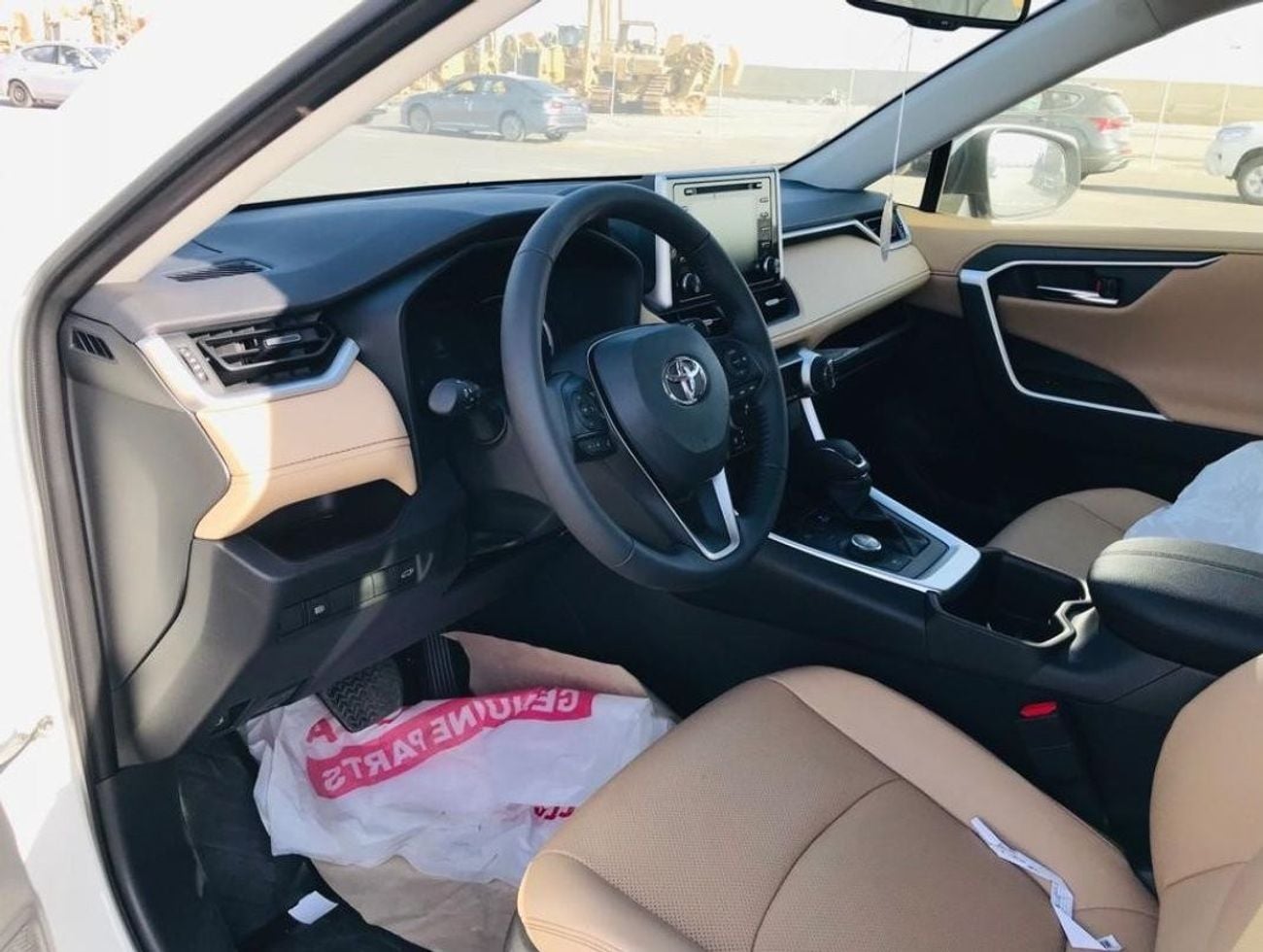 تويوتا راف ٤ 2.5L AT hybrid XLE