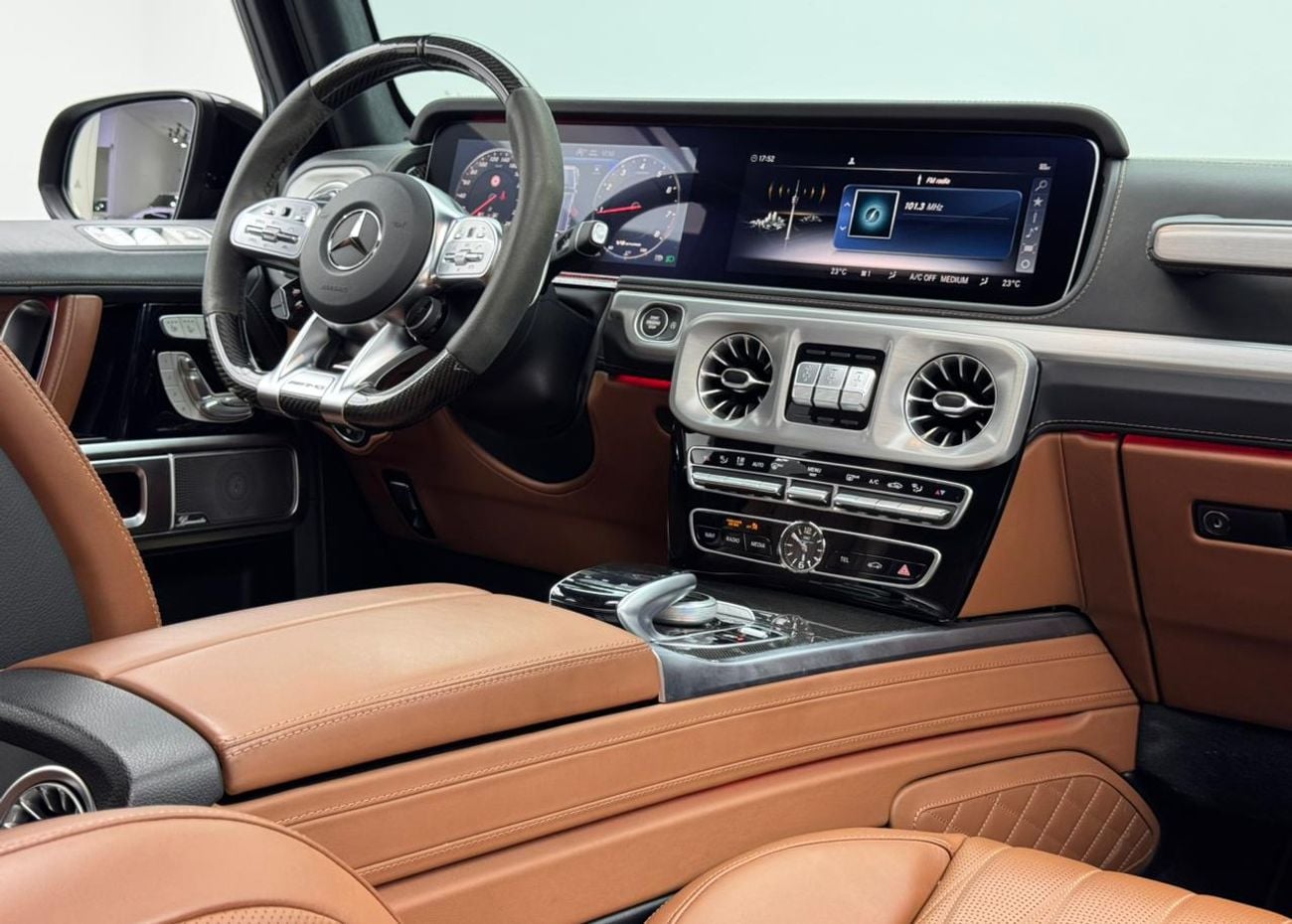 مرسيدس بنز G 63 AMG 2022 Mercedes Benz G63 AMG Night Package G Manufaktur 2027 Mercedes Warranty + Service Pack, GCC