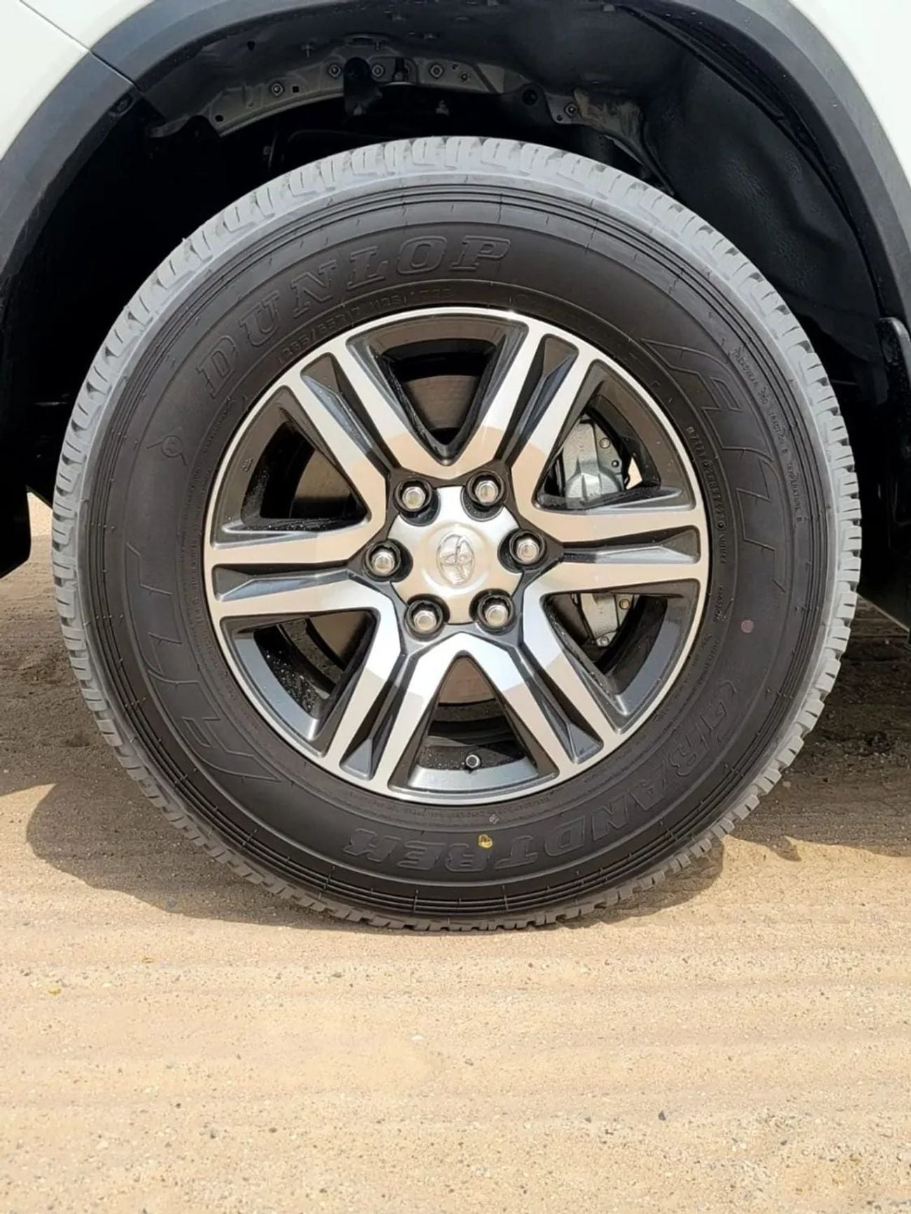 Toyota Fortuner EXR Fortuner 2WD 2.7L petrol 2023