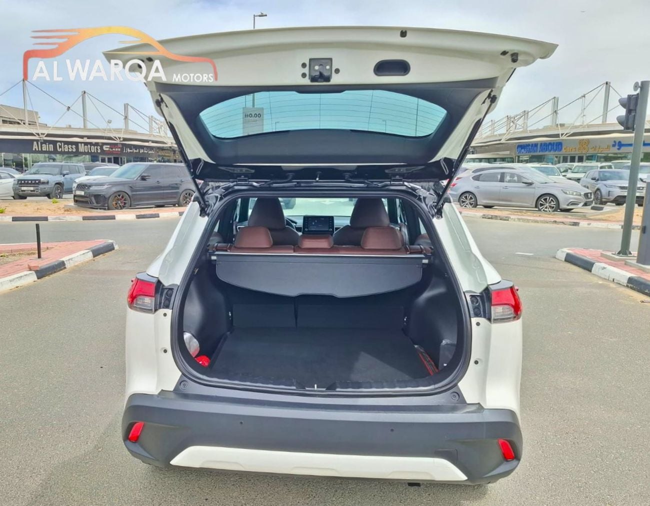 تويوتا كورولا كروس 1.8L GLI (HEV)