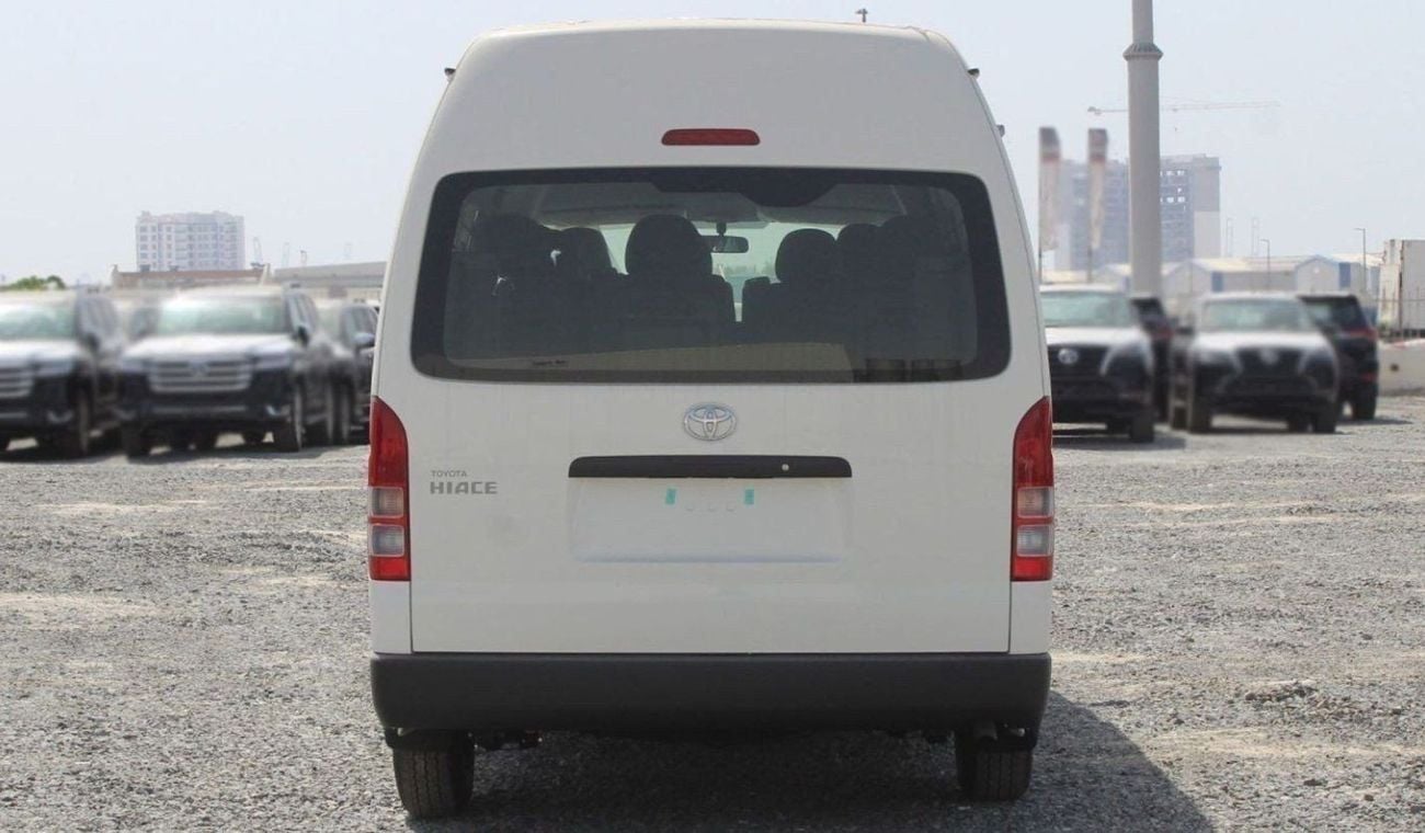 Toyota Hiace DLS - STD ROOF Toyota Hiace 2.5L High Roof Diesel old ship 2024