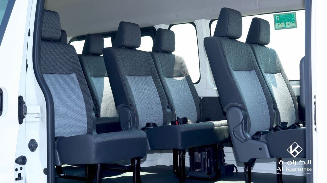 تويوتا هاياس تويوتا هايس بسقف مرتفع | سعة 3.5 لتر | ناقل حركة يدوي | 13 مقعدًا | 4 أبواب | باب جرار واحد