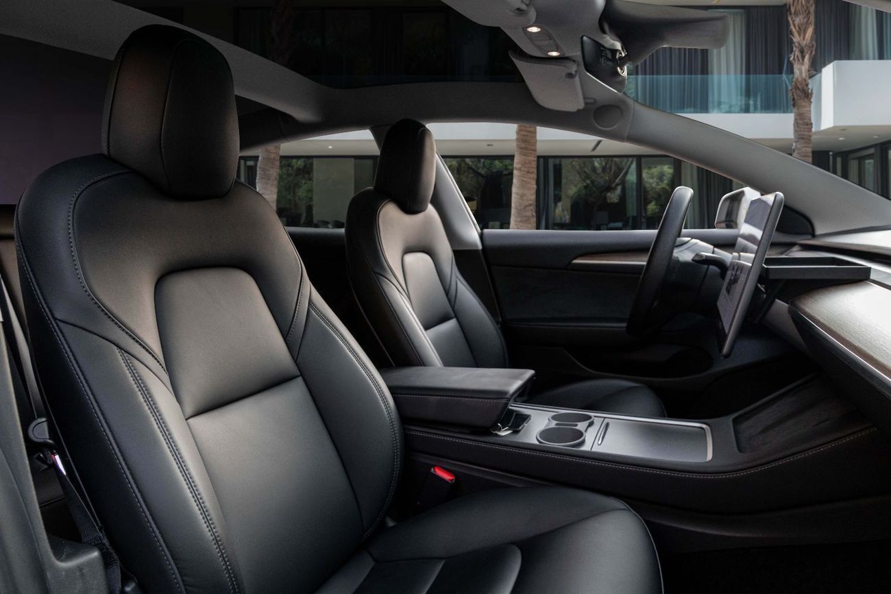 Tesla Model 3 Long Range | 1,685 P.M  | 0% Downpayment | Under Warranty!