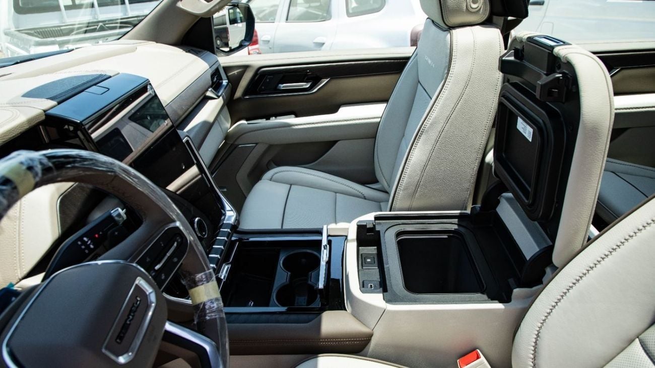 GMC Yukon XL  Denali V8 4WD | 2026 | 5 Years Warranty & Contract Service