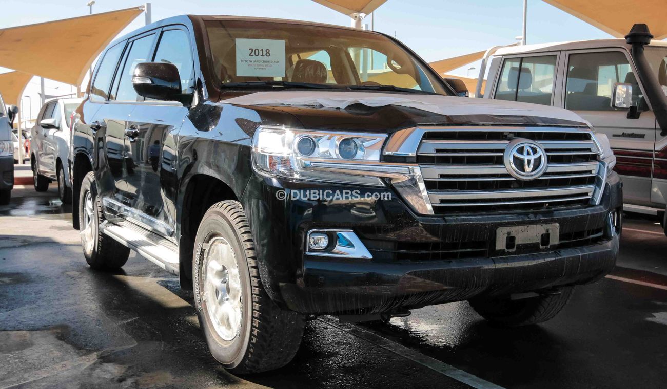 Toyota Land Cruiser GXR V8 Diesel