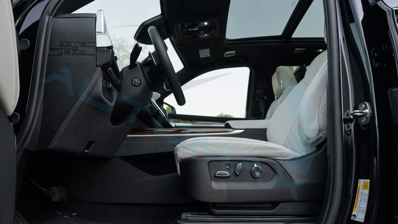 كاديلاك إسكالاد 600 Sport Platinum V8 6.2L 0Km 2025 With 5 Years Or 200,000 Km Warranty @Official Dealer