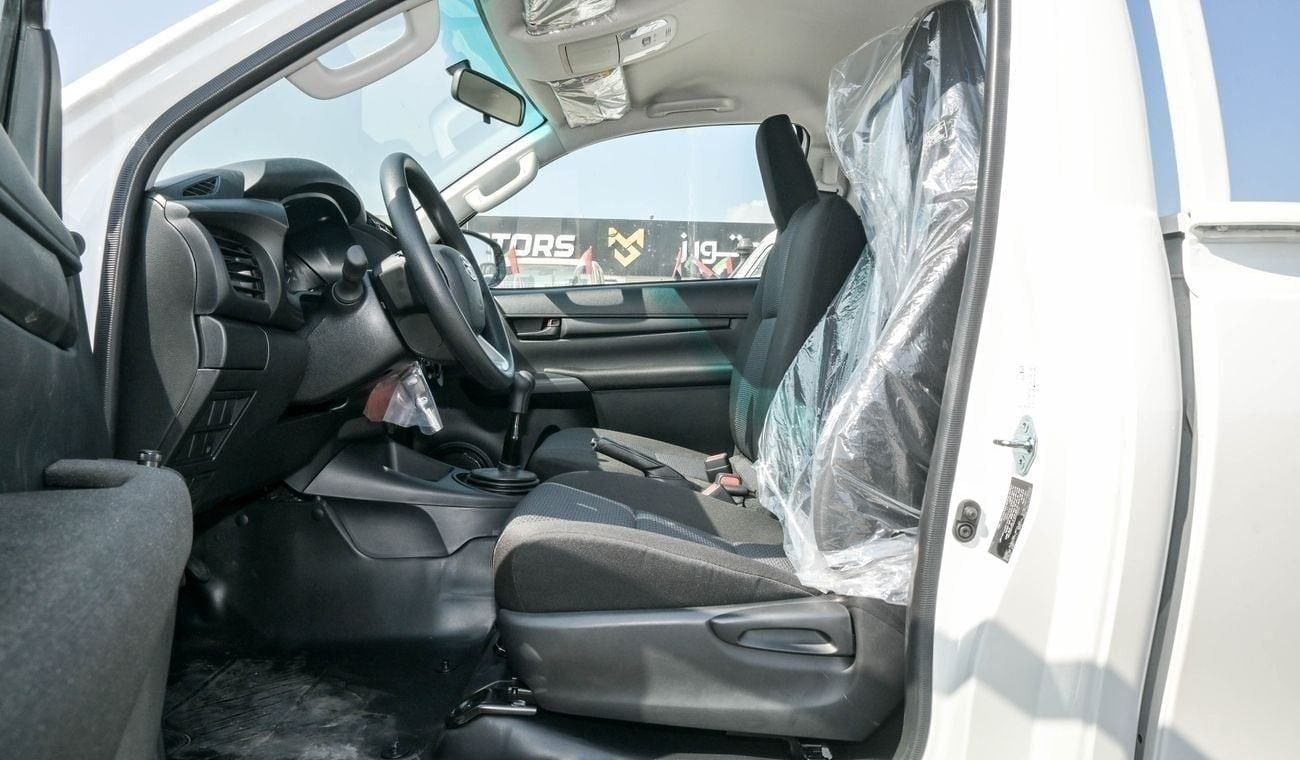 تويوتا هيلوكس 2.4L DLX