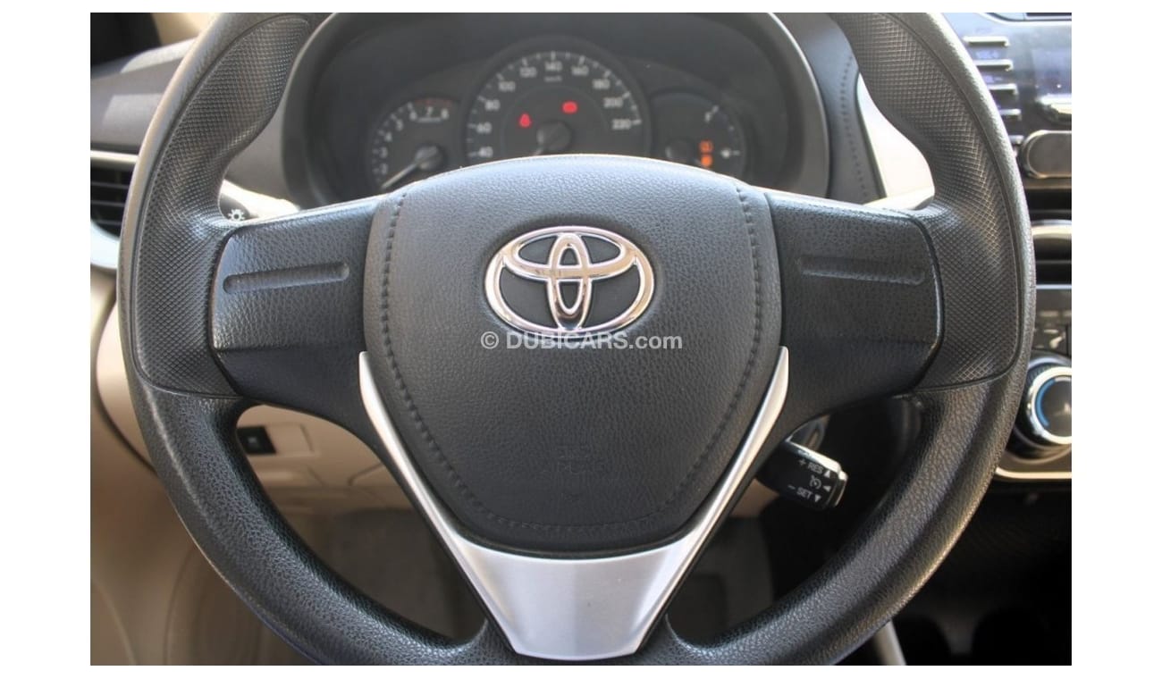 تويوتا يارس ENGINE 1500 CC - GCC