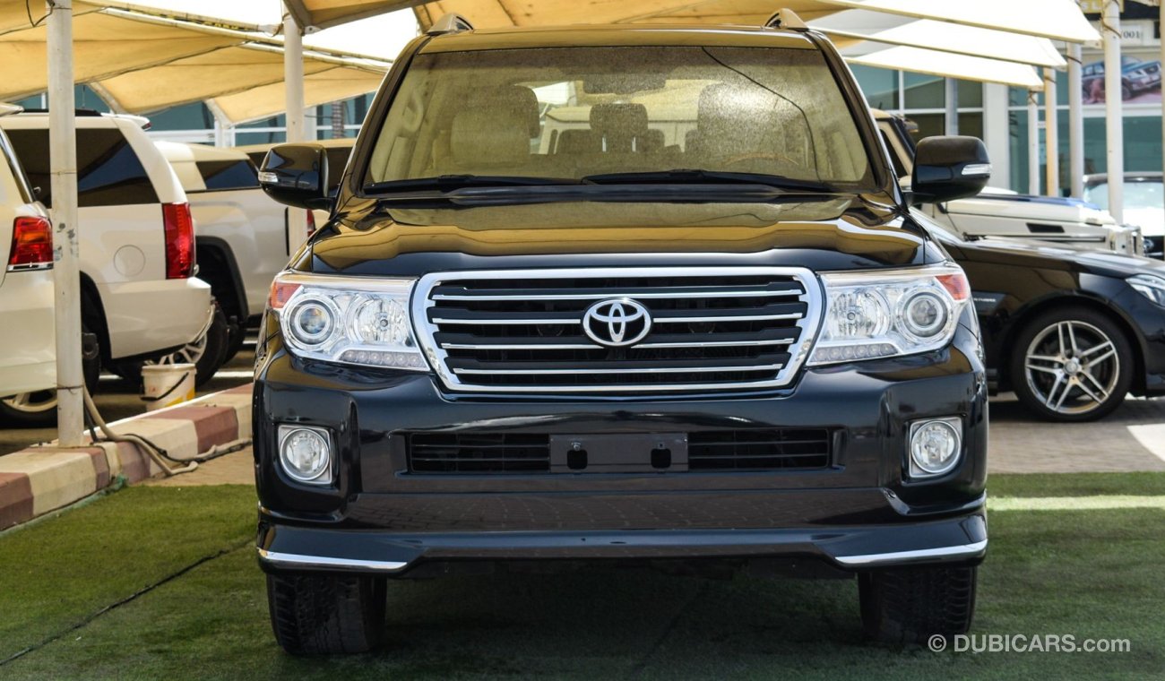 Toyota Land Cruiser GXR V6