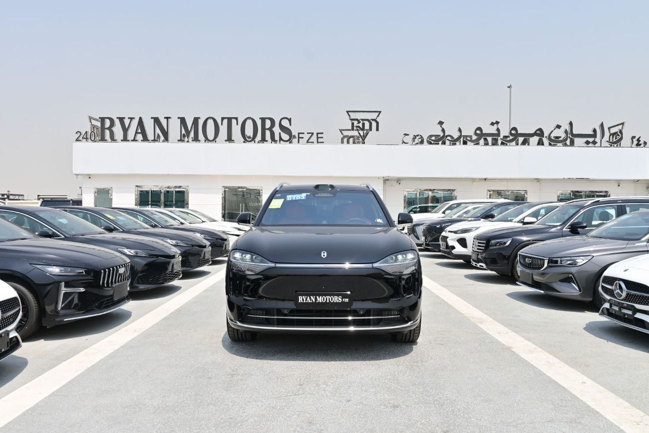 آيتو 9 AITO M9 1.5L Turbo, REEV, AWD 6 Seater, Model 2025