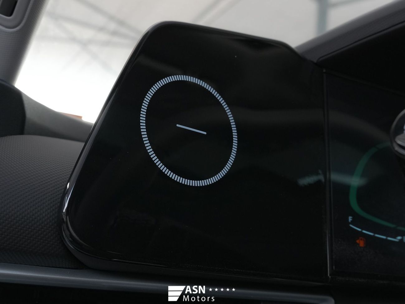 Hyundai Elantra LUX Premium 1.5L 2025 (Export Price)