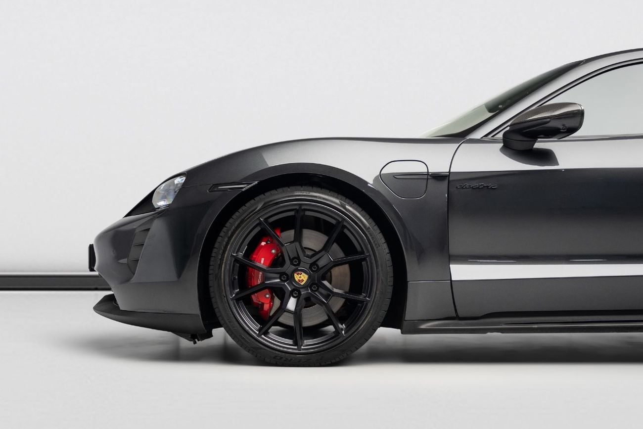 Porsche Taycan GTS