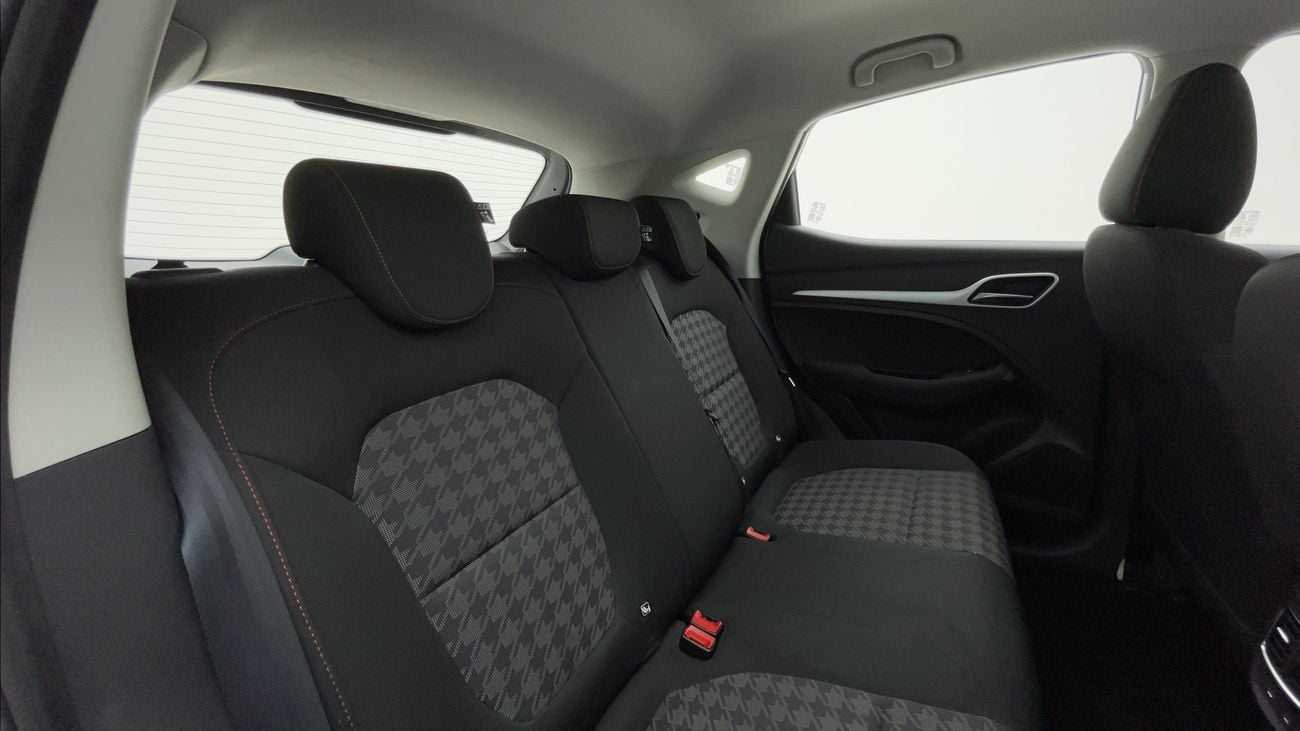 أم جي ZS STD 1.5 | بدون دفعة مقدمة | اختبار قيادة مجاني للمنزل