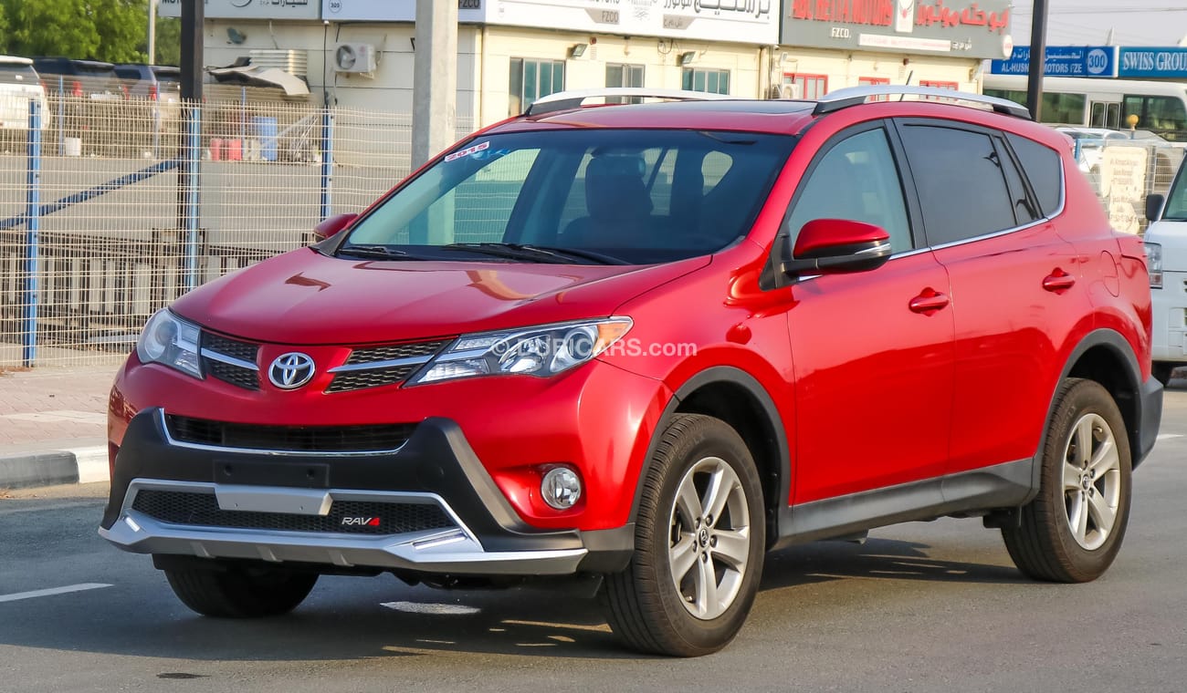 Toyota RAV4 TOYOTA RAV4 2015 XLE FULL OPTION - SUNROOF