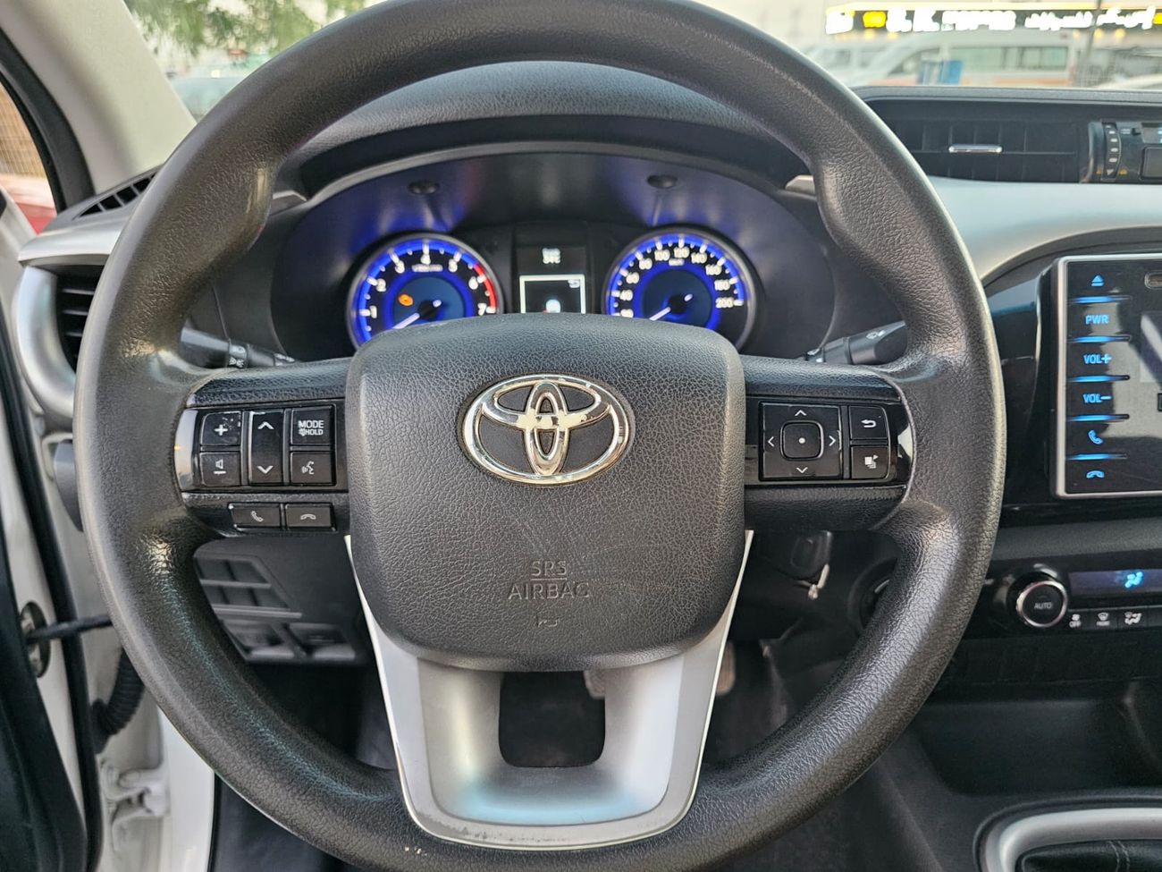 Toyota Hilux 2.7L / MANUAL / PATROL / GCC /  FULL OPT  (LOT # 83196)