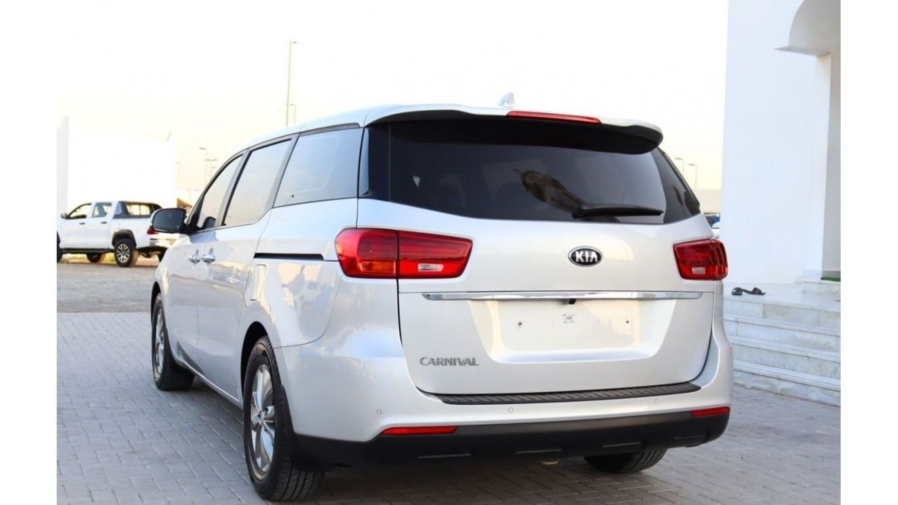 Kia Carnival Kia Carnival EX (YP) model 2019, 5 dirhams. MPV, 3.3 litres, 6 cylinder diesel, automatic, front whe
