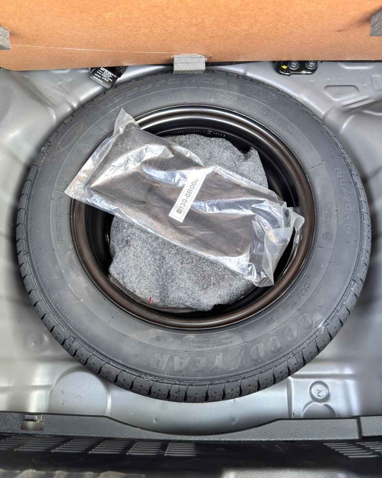Hyundai Grand i10 SMART (HATCHBACK ) 1.2L GRAY COLOR -