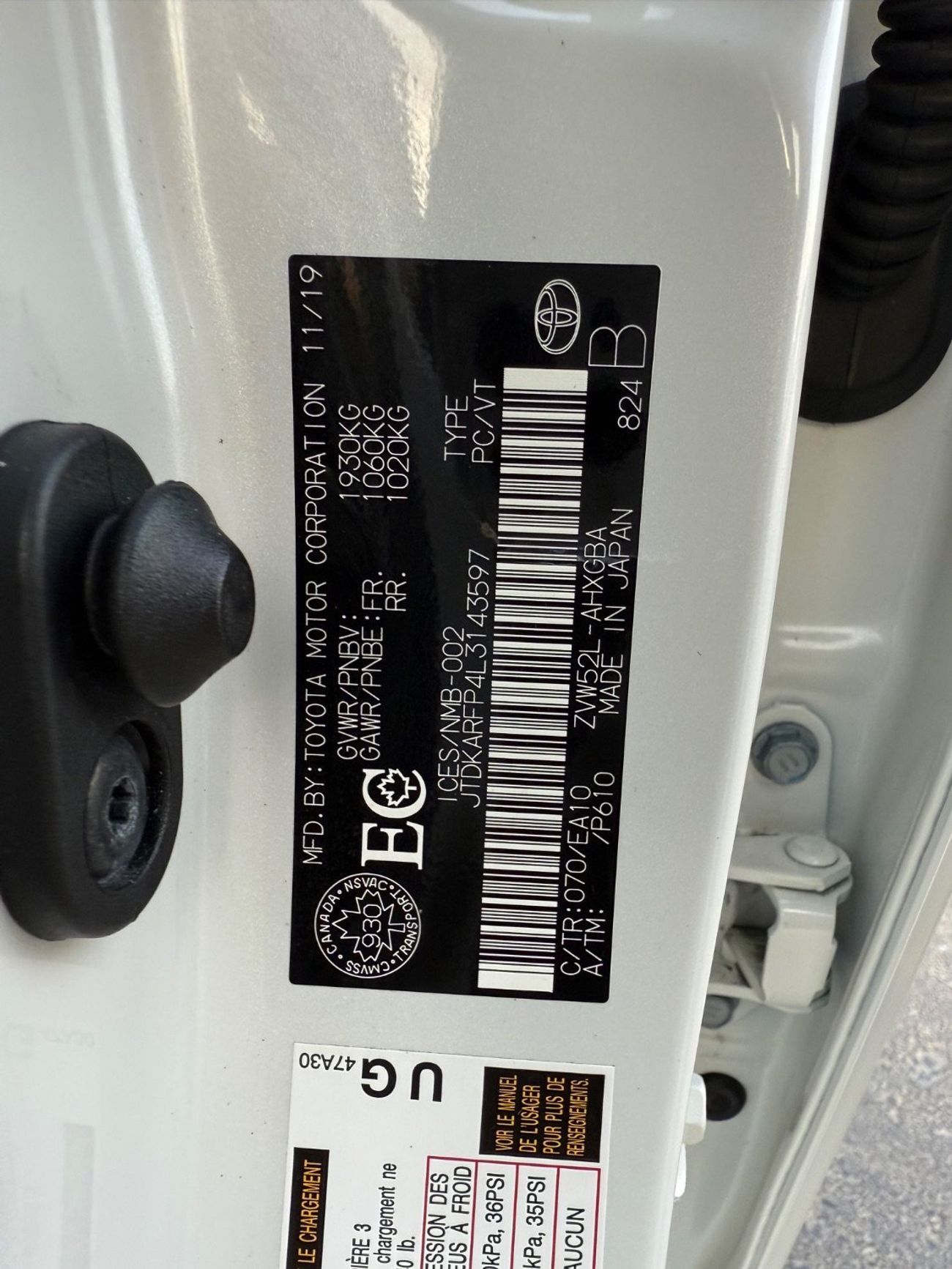 Toyota Prius Iconic 1.8L 2020 PRIME 1.8L PLUGIN HYBRID CANADA SPEC