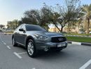 Infiniti QX70