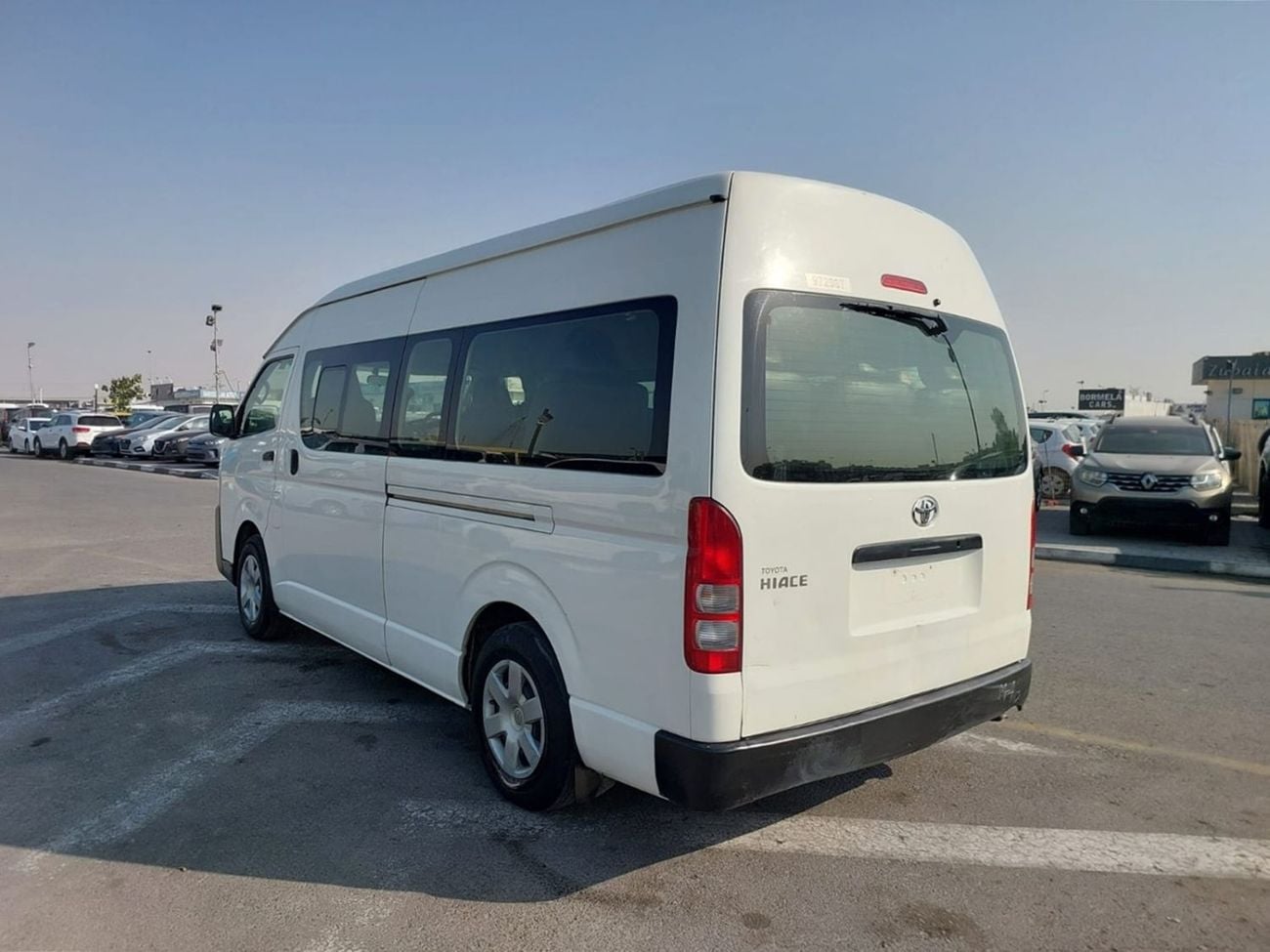 Toyota Hiace (RAMADAN OFFER) TOYOTA HIACE COMMUTER VAN RHD 2018 MODEL 2.5 L DIESEL MANUAL(PM73780)