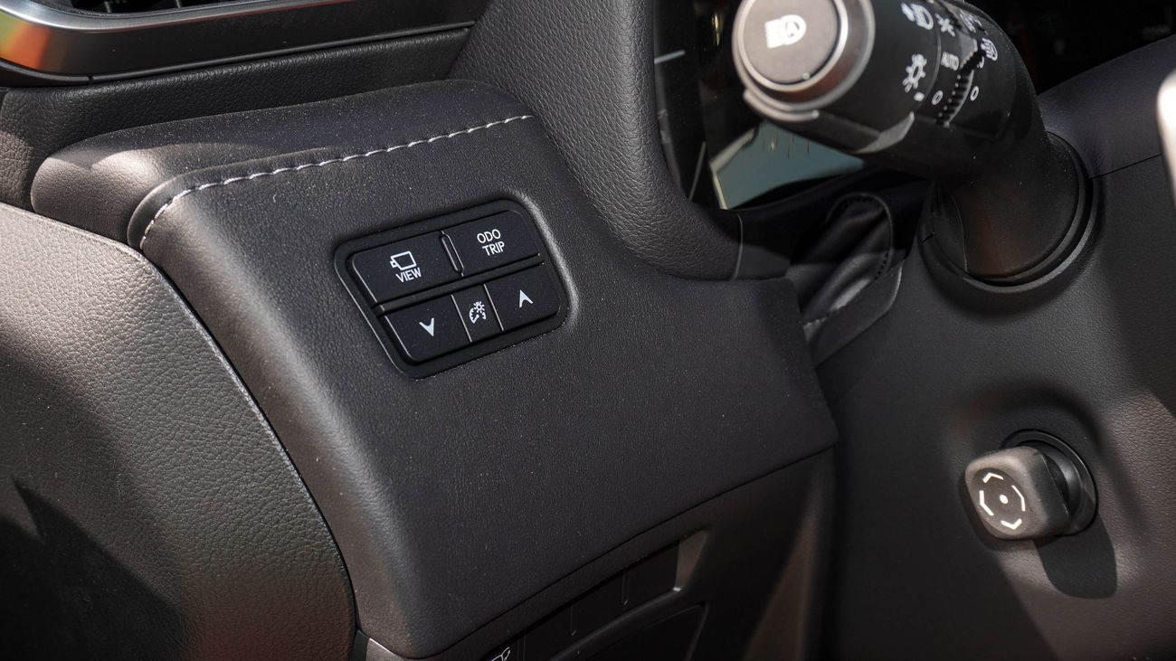 لكزس LX 600 3.5L V6