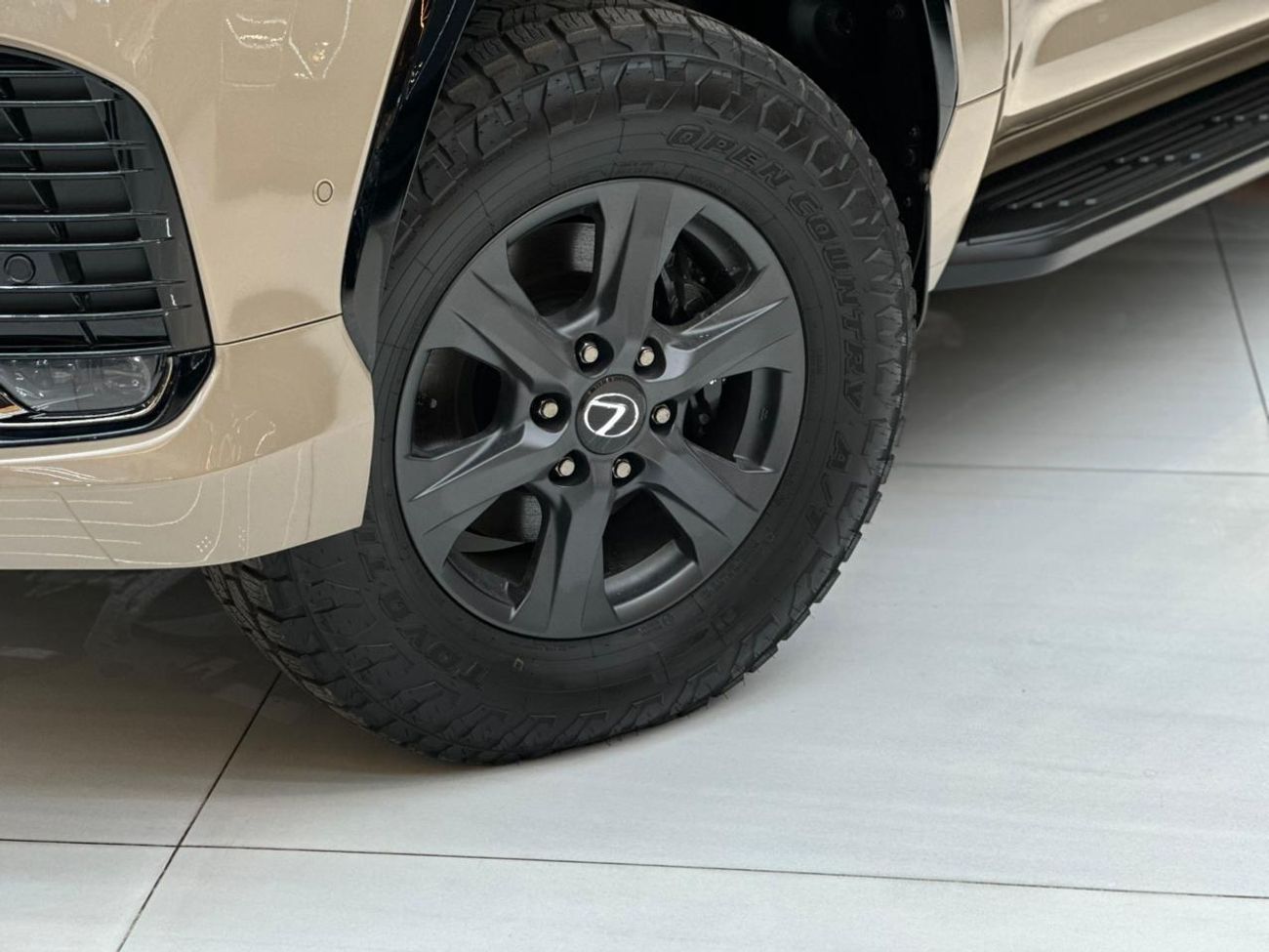 لكزس LX 700h Brand New LX700h Overtrail In Stock