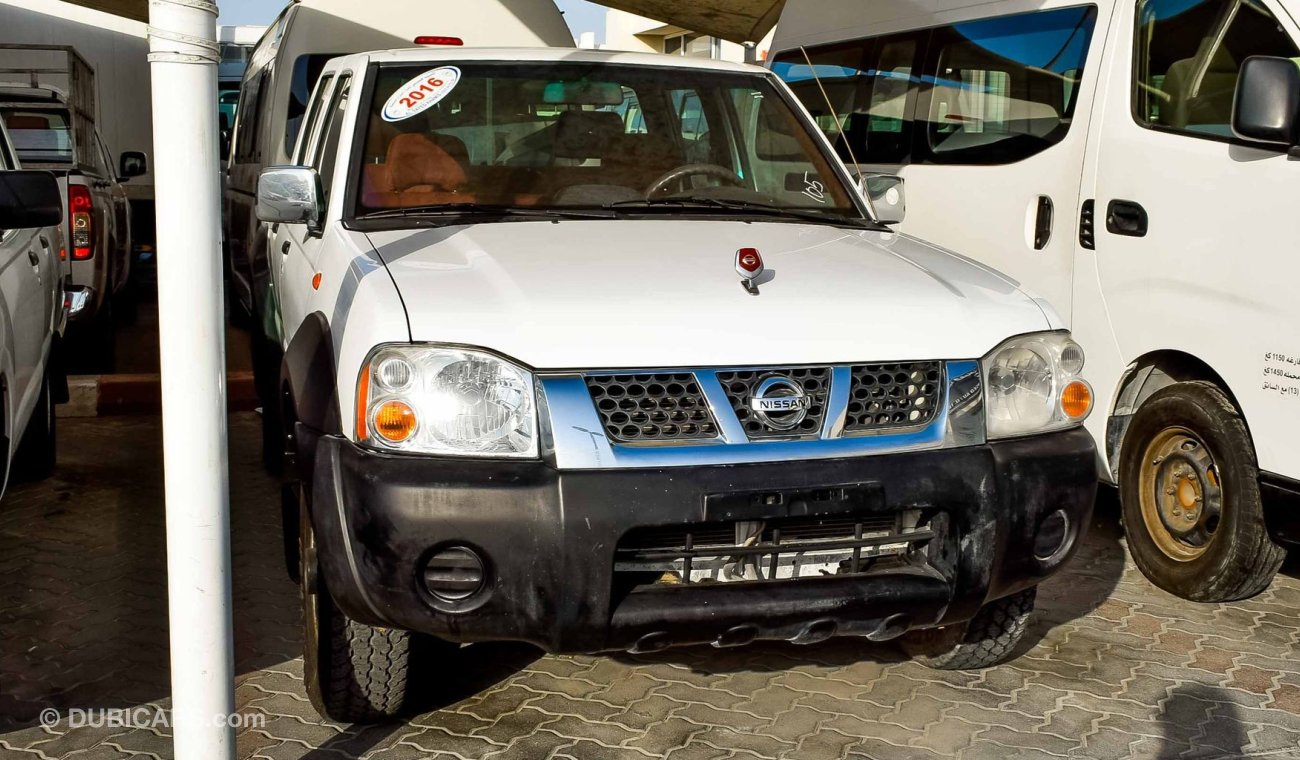 Nissan Pickup GCC 2015 WITHOUT ACCIDENTS WITHOUT PAINT