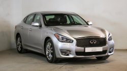 Infiniti Q70 3.0 T