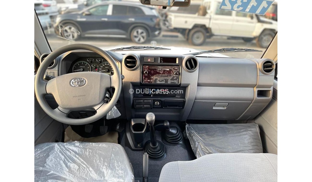 Toyota Land Cruiser 70