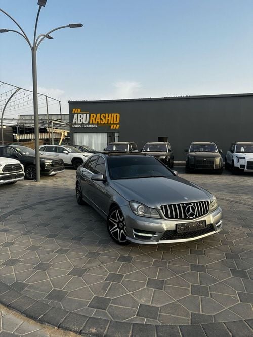 مرسيدس بنز C 200