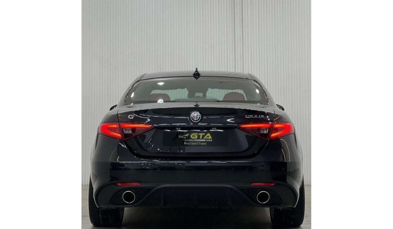 ألفا روميو جوليا *Brand New* 2020 Alfa Romeo Giulia Veloce Q4, December 2025 Alfa Warranty + Service Pack, Full Optio