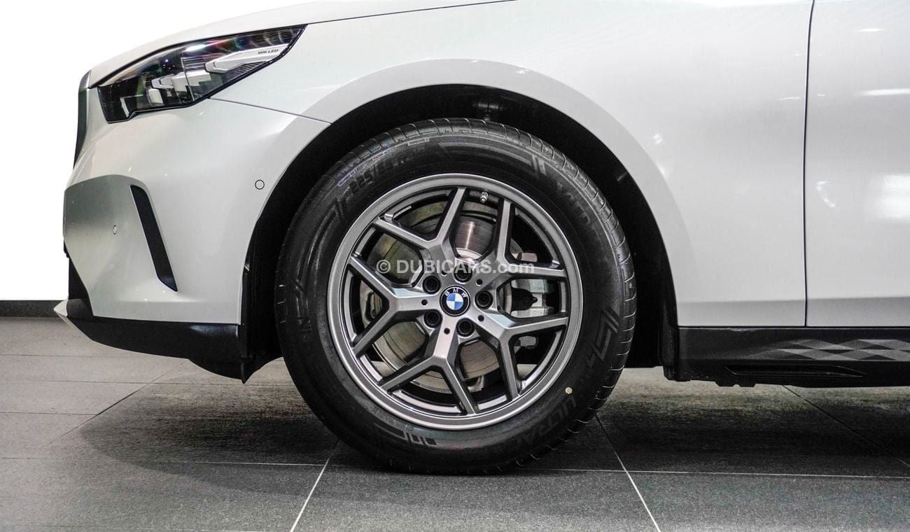 بي أم دبليو 520i