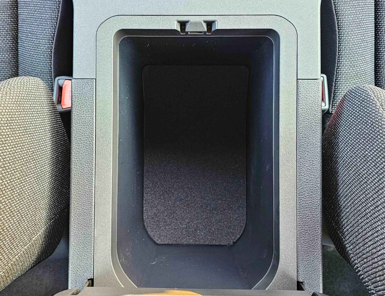 تويوتا برادو LC250 URBAN / 2.4L PETROL 4WD / DVD+CAMERA / COOL BOX / FABRIC SEATS (CODE # PR24U)